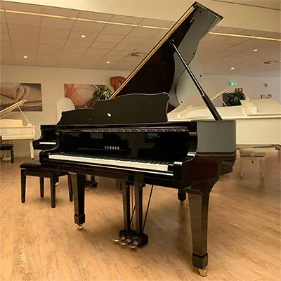 Yamaha C2 Grand Piano - photo 1 thumbnail