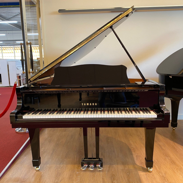 Yamaha C3 Self Playing Grand Piano- photo 1