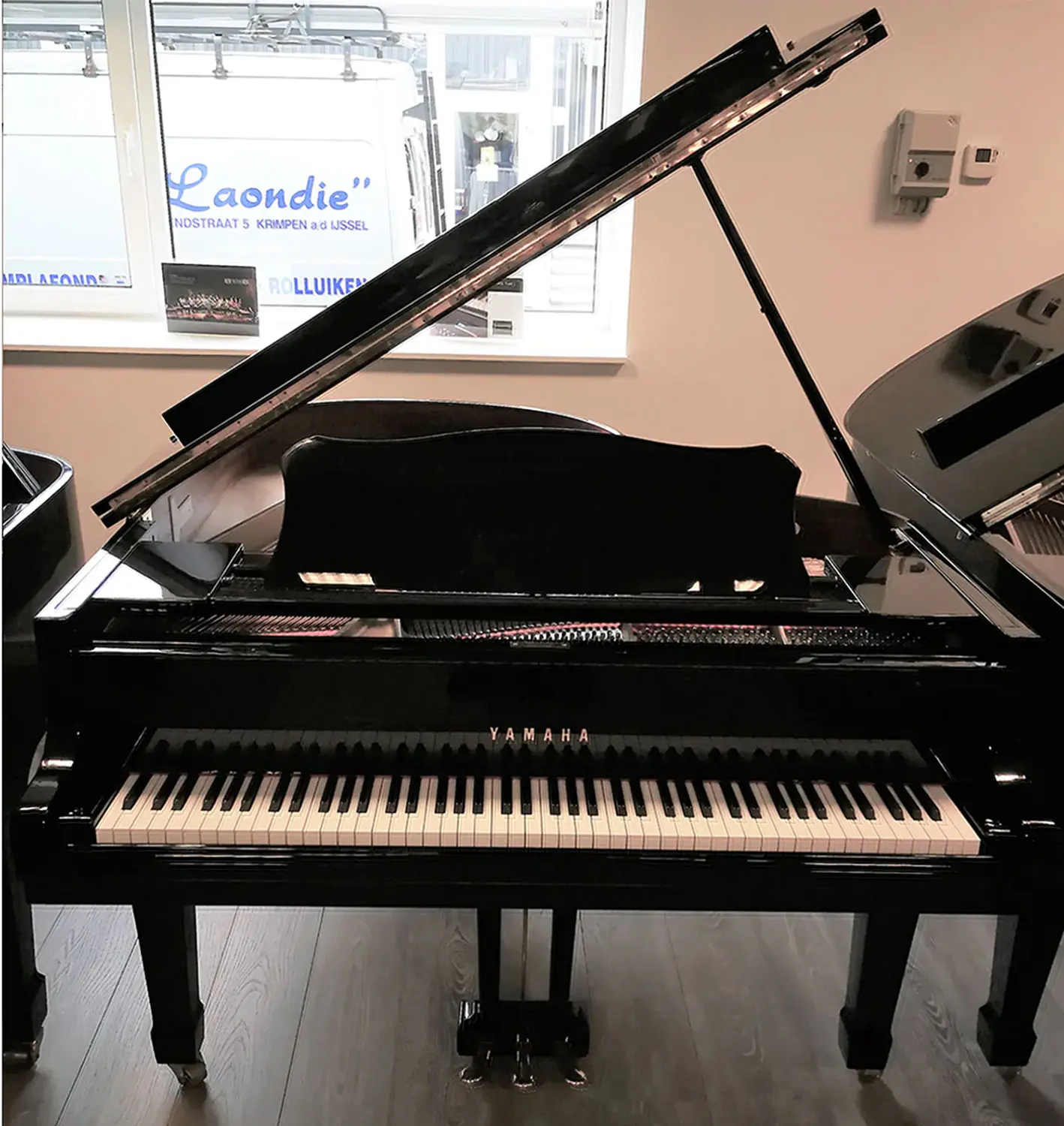 Yamaha G2 Grand Piano - photo 1