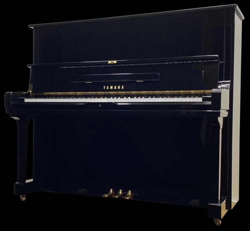 Yamaha U3G Piano